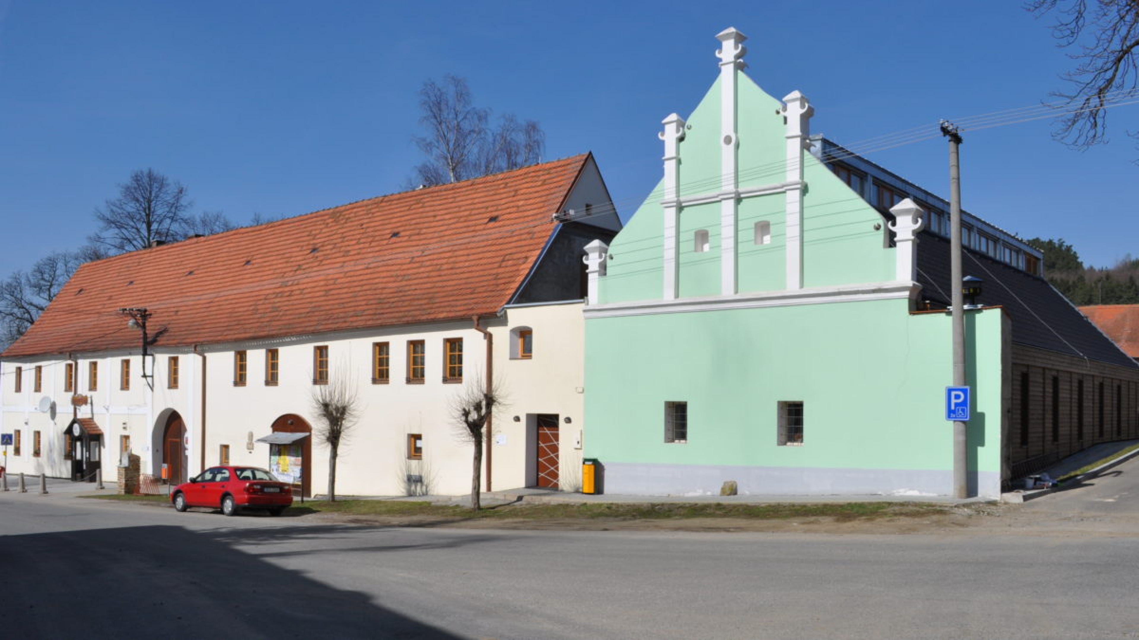 Obrázek reference - Společenský objekt Ratejna Řepice